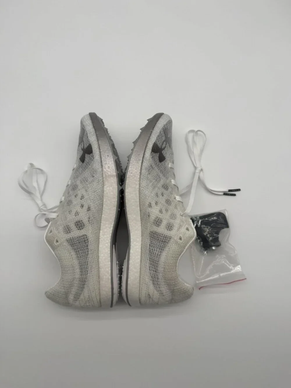 New Under Armour Shakedown Elite TF Shoes Men's Size 10 White Spikes 3026442 100